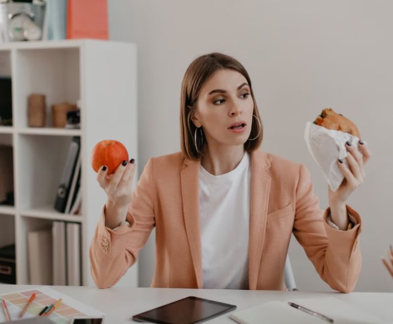 Stres Yemeği Nedir? Sigara Bırakırken Durdurmanın 7 Yolu